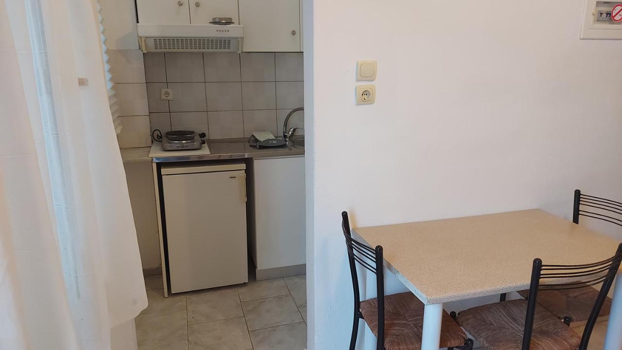 Spanos Apartments Anna'S Lodge Polychrono Bagian luar foto